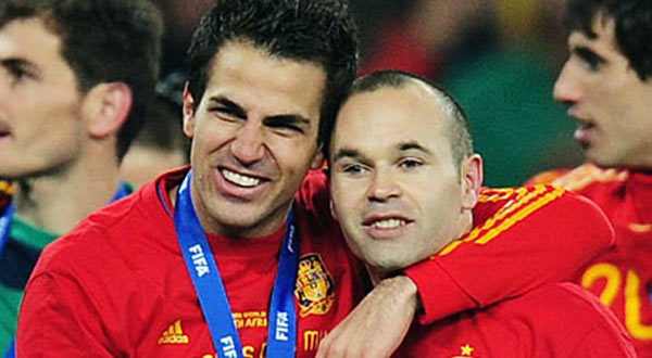 Fabregas-Iniesta-006.jpg60010-6-2011-13-15-55.jpg