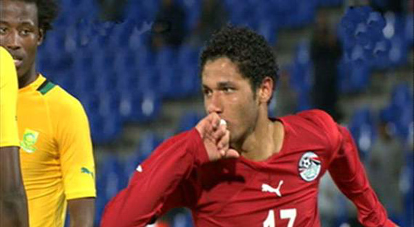 محمد النني بقميص المنتخب المصري