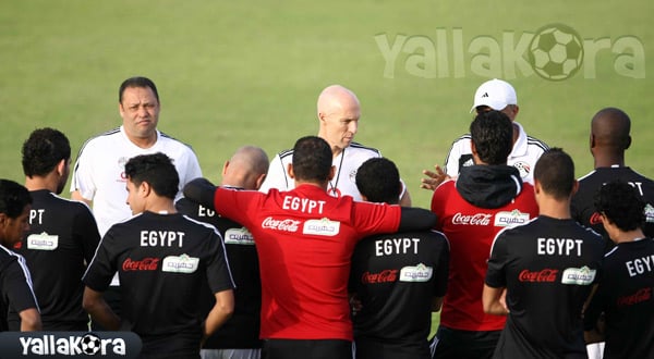 برادلي مع لاعبي المنتخب المصري