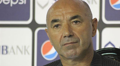 باتشيكو يمنح لاعبي الزمالك راحة من التدريب المسائي