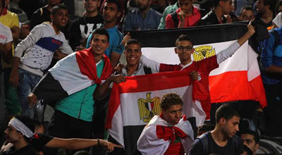 هما اللى قالوا.. لقمة عيش.. أيام الهكسوس.. واحد ايبولا.. تجربة