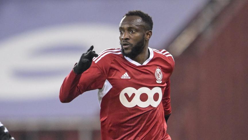 "نجم نابولي وناشىء سيتي وليفربول" .. 10 صفقات متاحة مجانًا أمام الأهلي والزمالك وبيراميدز