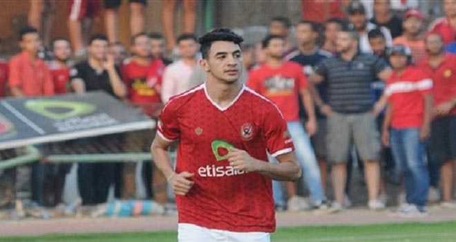 حصاد يالاكورة.. 10 صفقات تصارع عليها الأهلي والزمالك في 2015