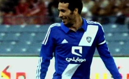 أبو تريكة بكى ورفض.. هجرة شريف إلى الخليج وحكايات هدافي الأهلي مع الدوري السعودي