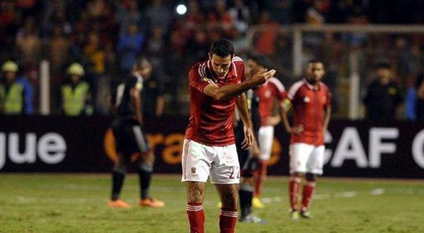 محمد أبو تريكة لاعب الأهلي